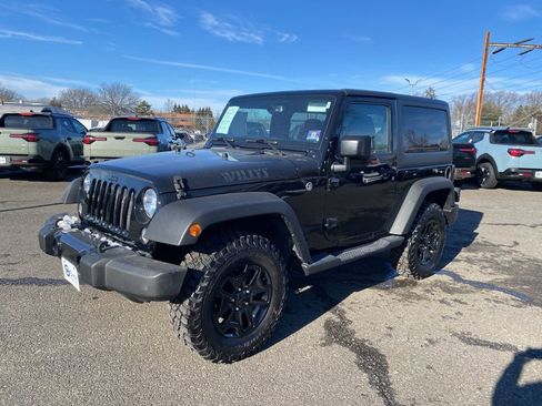 Used 2017 Jeep Wrangler Sport image 6