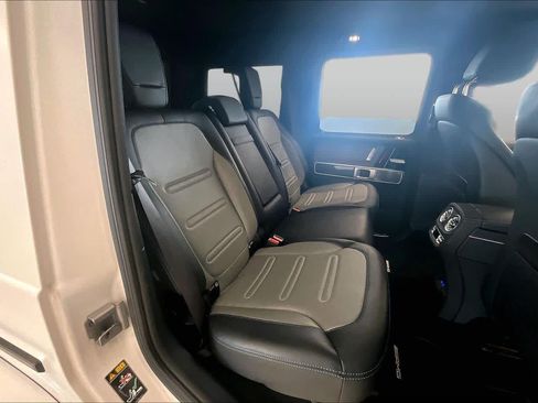Used 2025 Mercedes-Benz G 580 w/ EQ Technology image 19