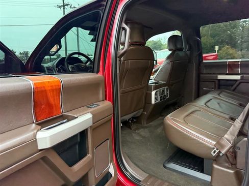 Used 2017 Ford F250 King Ranch w/ Chrome Package image 24