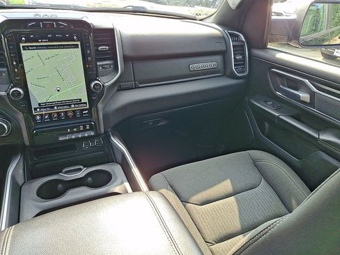 Used 2021 RAM 1500 Big Horn AWD/4WD image 11