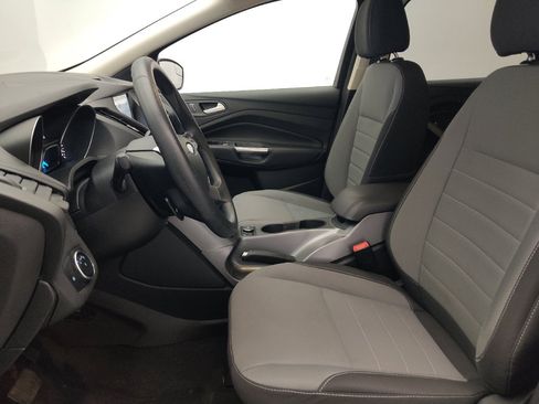 Used 2016 Ford Escape SE w/ Equipment Group 201A AWD/4WD image 17