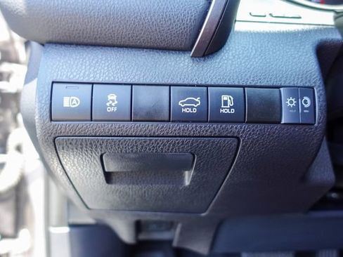 Used 2021 Toyota Camry XSE FWD image 17