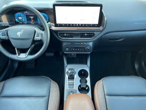 Used 2025 Ford Bronco Sport Outer Banks w/ Outer Banks Tech Package+ image 14