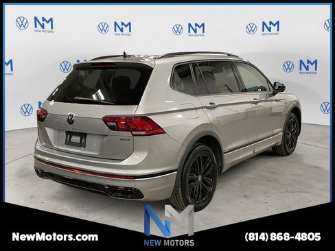 Used 2022 Volkswagen Tiguan SE R-Line image 5