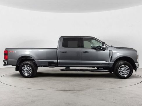 Certified 2025 Ford F350 Lariat w/ FX4 Off-Road Package AWD/4WD image 6
