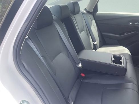 Used 2023 Honda Accord Touring image 9