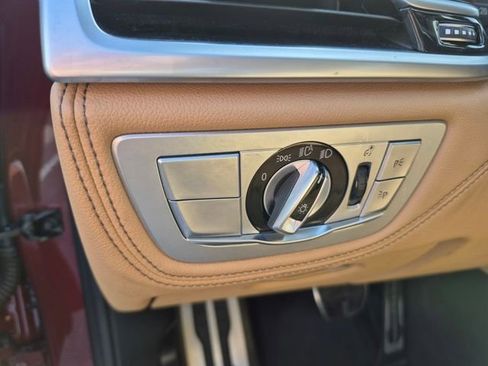Used 2022 BMW 750i xDrive w/ Executive Package AWD/4WD image 23