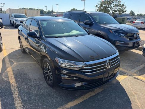 Used 2021 Volkswagen Jetta S FWD image 2