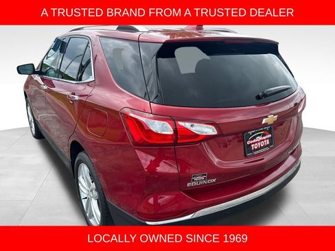Used 2021 Chevrolet Equinox Premier AWD/4WD image 3