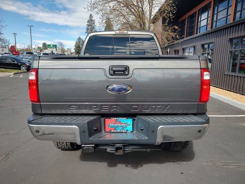 Used 2016 Ford F250 Lariat w/ Lariat Interior Package image 4