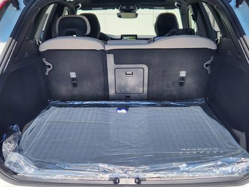 New 2026 Volvo XC60 B5 Plus w/ Protection Package Premier image 18