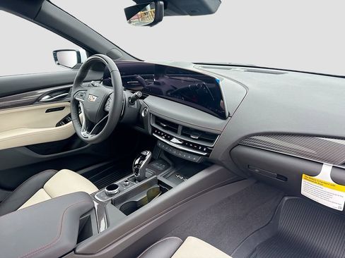 New 2026 Cadillac CT5 V image 30