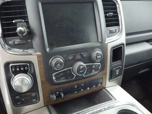 Certified 2017 RAM 1500 Laramie w/ Convenience Group AWD/4WD image 24
