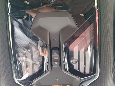 Used 2026 BMW 740i xDrive image 26