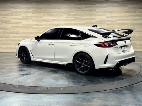 Used 2025 Honda Civic Type R image 13