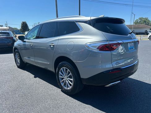 Used 2024 Buick Enclave Essence FWD image 7