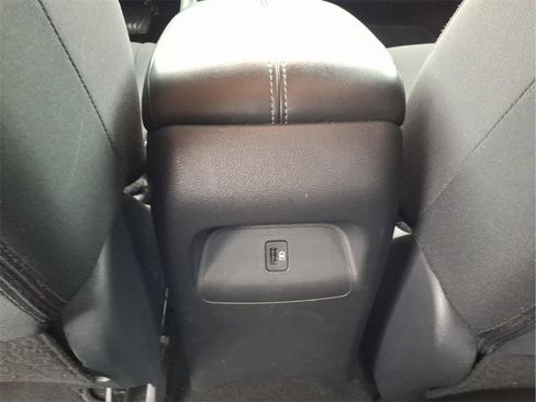 Used 2024 Nissan Sentra SV image 17