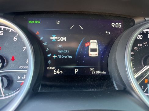 Used 2024 Toyota Camry XLE image 12