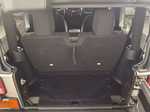 Used 2014 Jeep Wrangler Sport AWD/4WD image 17
