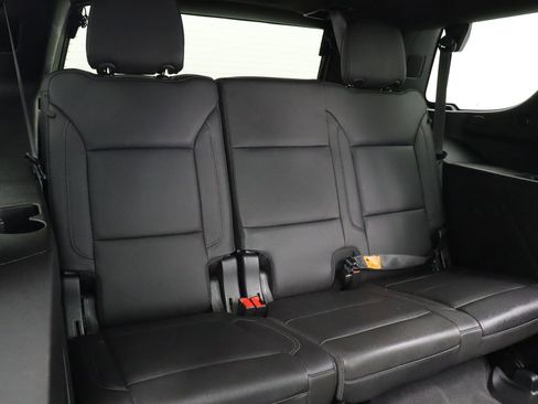 Used 2022 Chevrolet Tahoe LT w/ LT Signature Package RWD image 38