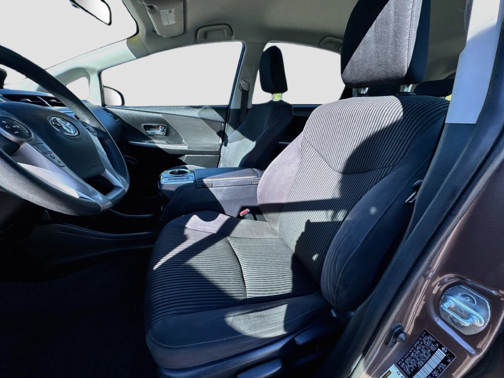 Used 2017 Toyota Prius V Two FWD image 18