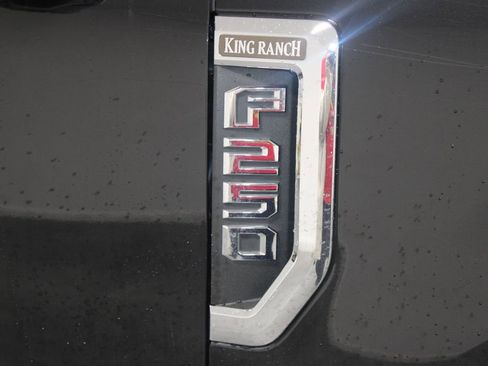 Used 2022 Ford F250 King Ranch w/ King Ranch Ultimate Package image 12