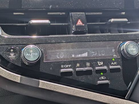 Used 2023 Toyota Camry SE FWD image 21