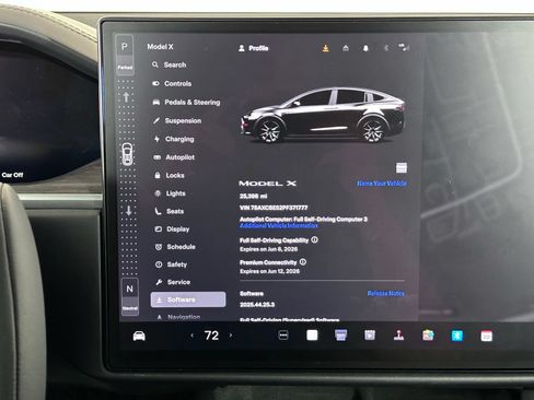 Used 2023 Tesla Model X AWD/4WD image 3
