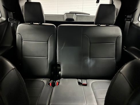Used 2020 Chevrolet Traverse LT w/ LT Premium Package FWD image 16