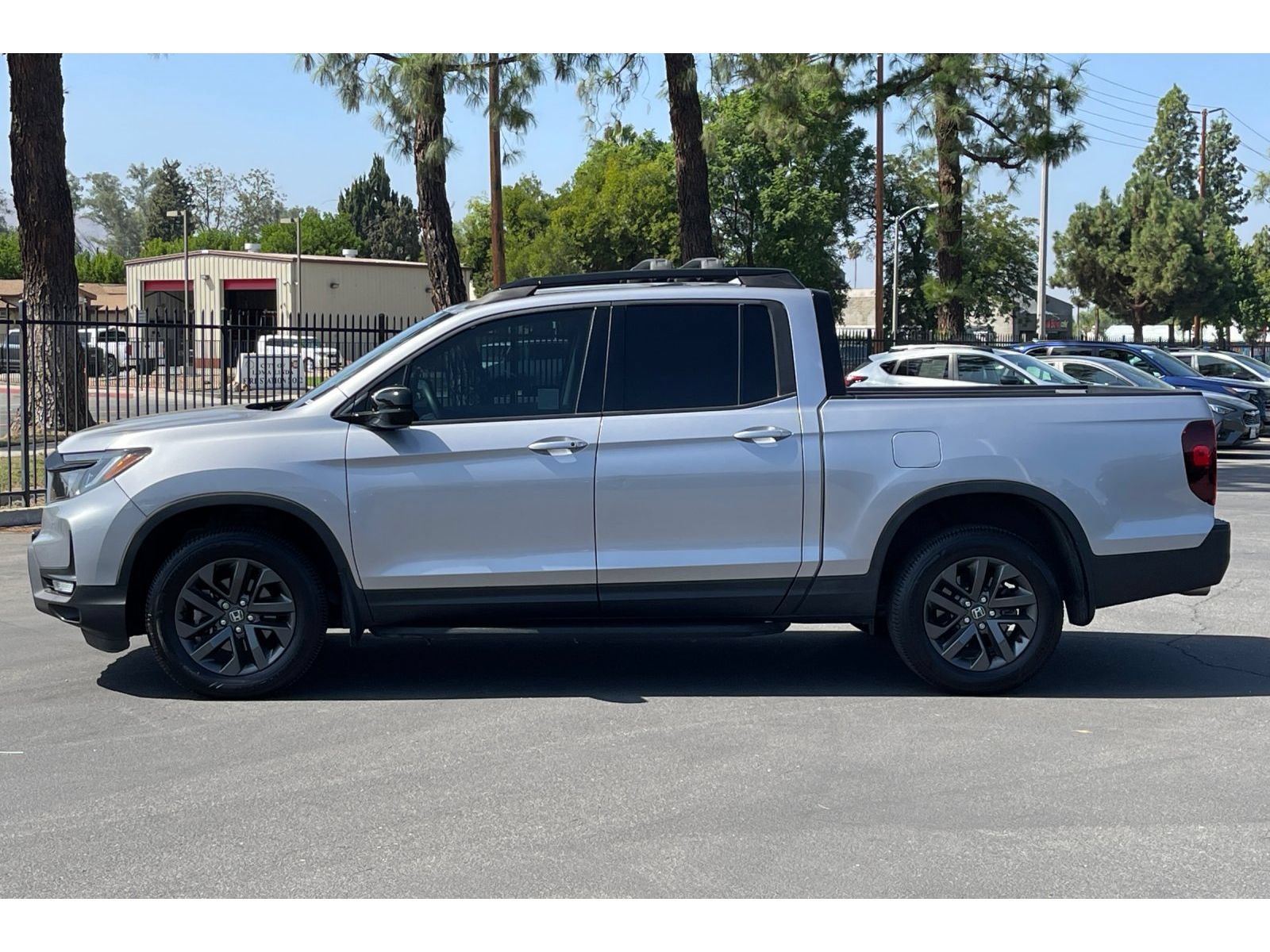 Certified 2022 Honda Ridgeline Sport image 2