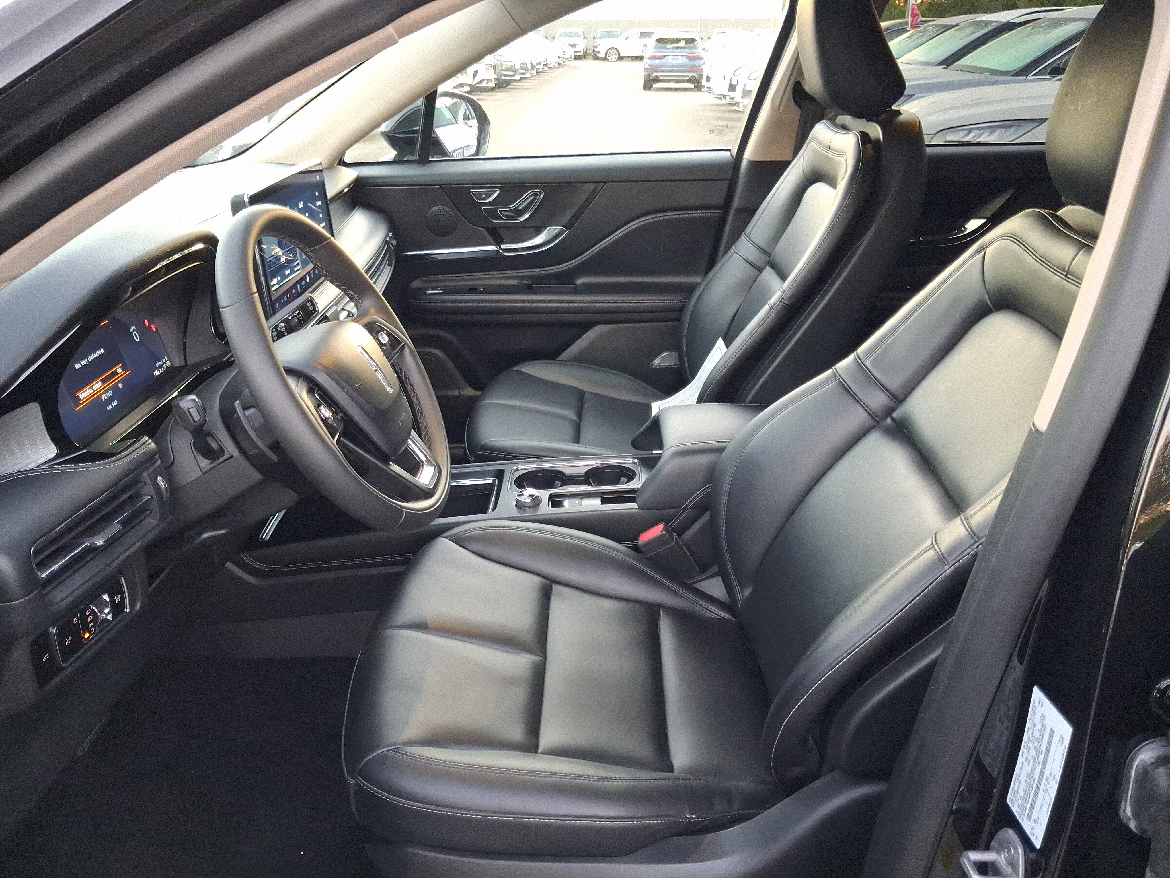 Certified 2023 Lincoln Corsair FWD image 11