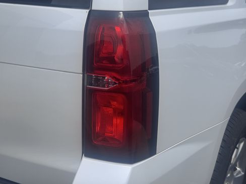 Used 2016 Chevrolet Tahoe LT AWD/4WD image 5
