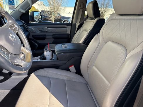 Used 2022 RAM 1500 Limited image 6