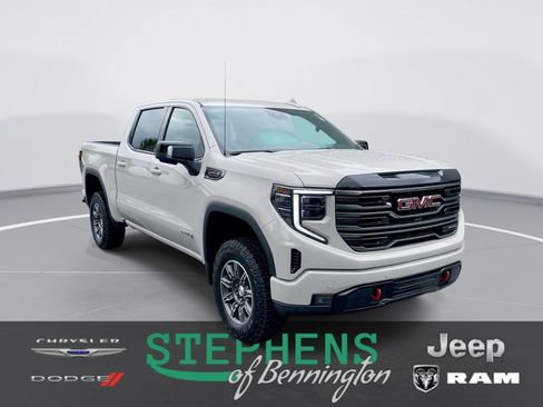 Used 2026 GMC Sierra 1500 AT4 AWD/4WD image 1
