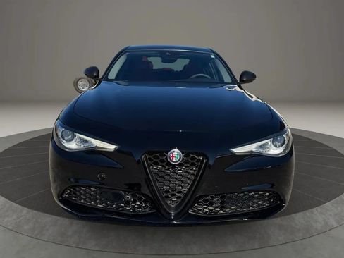 Used 2021 Alfa Romeo Giulia Ti w/ Nero Edizione RWD image 3