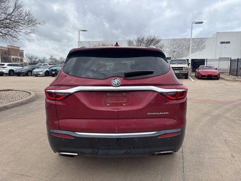 Used 2019 Buick Enclave Essence image 6