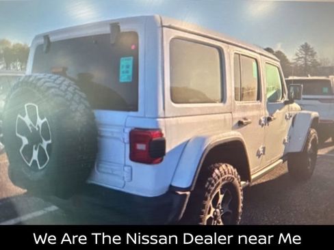 Used 2021 Jeep Wrangler Unlimited Rubicon image 3