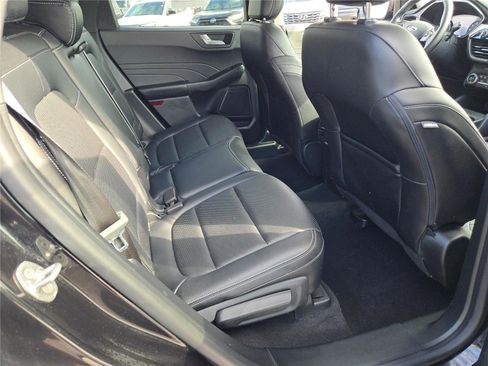 Used 2021 Ford Escape SEL image 11