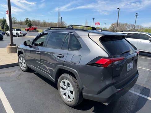 Used 2019 Toyota RAV4 LE image 13
