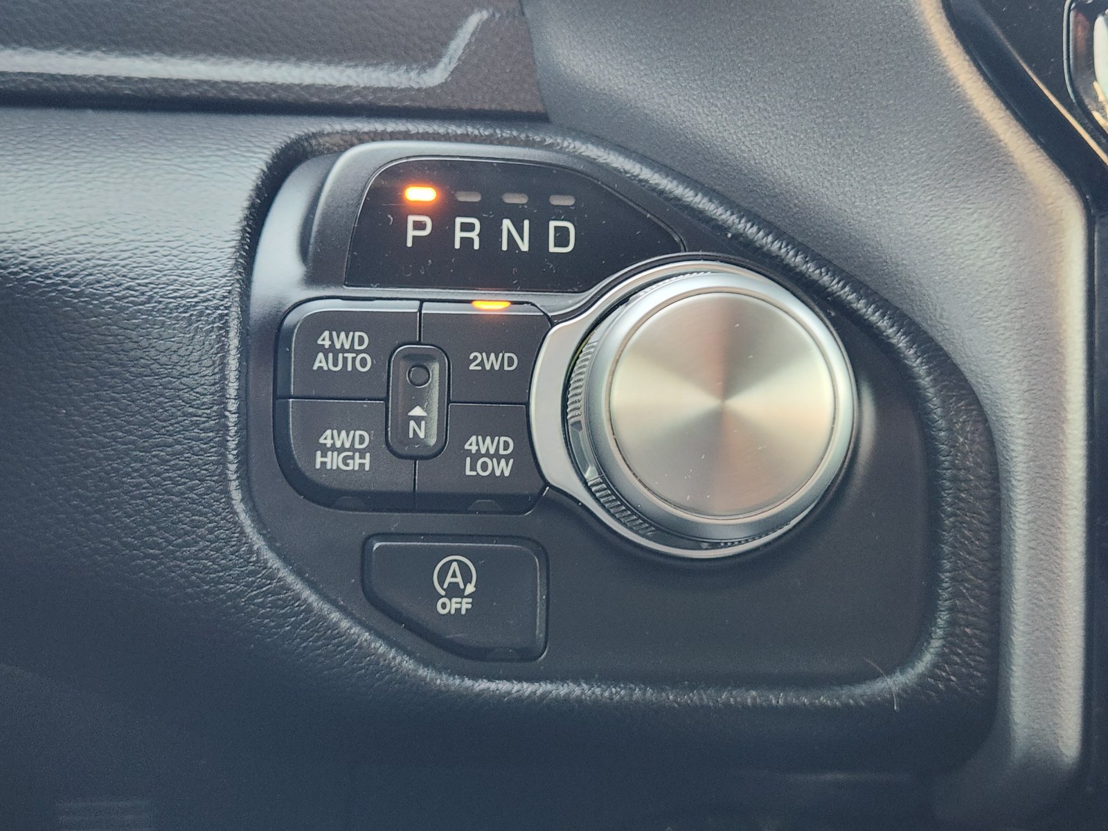 Used 2020 RAM 1500 Laramie w/ Sport Appearance Package AWD/4WD image 21