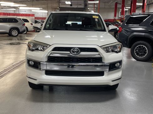 Used 2014 Toyota 4Runner Limited image 3