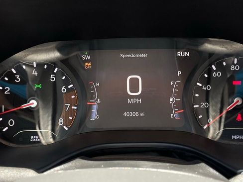 Used 2025 Jeep Compass Limited AWD/4WD image 16
