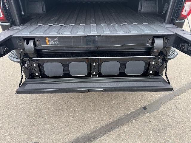 Used 2022 GMC Sierra 1500 Elevation w/ Elevation Premium Package AWD/4WD image 13