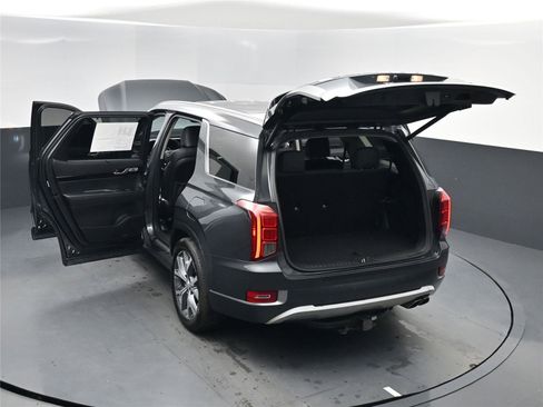 Used 2021 Hyundai Palisade Limited image 24