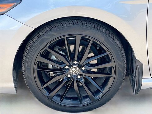 Used 2024 Toyota Camry XSE image 31