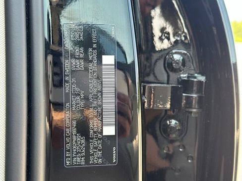 Certified 2023 Volvo XC90 B6 Plus w/ Protection Package Premier AWD/4WD image 34