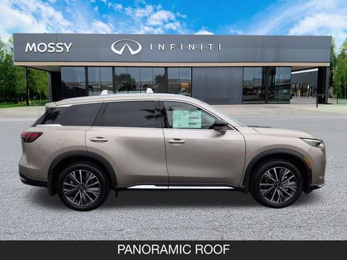 New 2026 INFINITI QX60 Luxe image 6