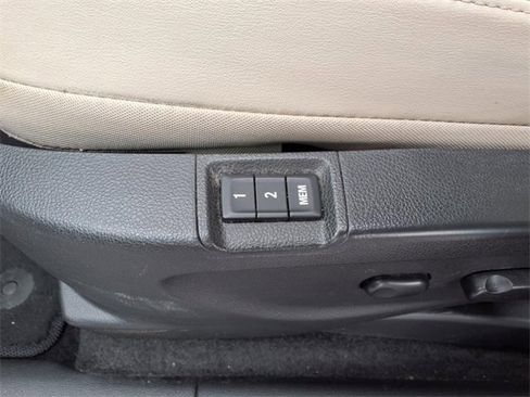 Used 2019 Buick Encore Essence w/ Experience Buick Package image 13