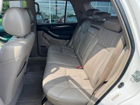 Used 2004 Toyota 4Runner Limited AWD/4WD image 12