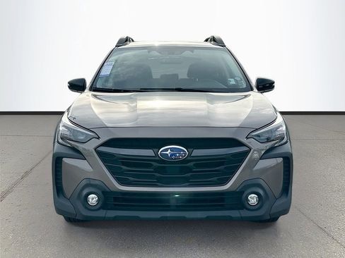 Used 2023 Subaru Outback Premium image 2
